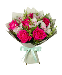 Букет "Поцелуй розы"