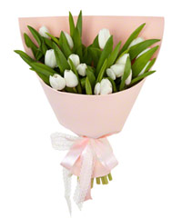 Букет из 15 белых тюльпанов